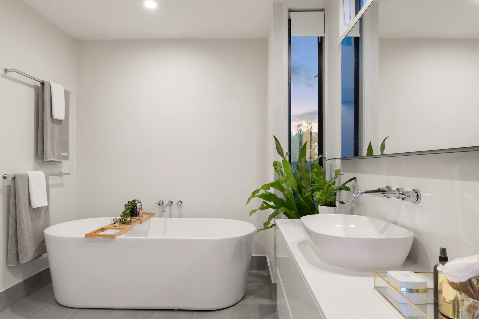 modernes Badezimmer